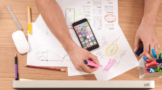 人们呼吁对AI进行更严格的评估,以指导提供者,