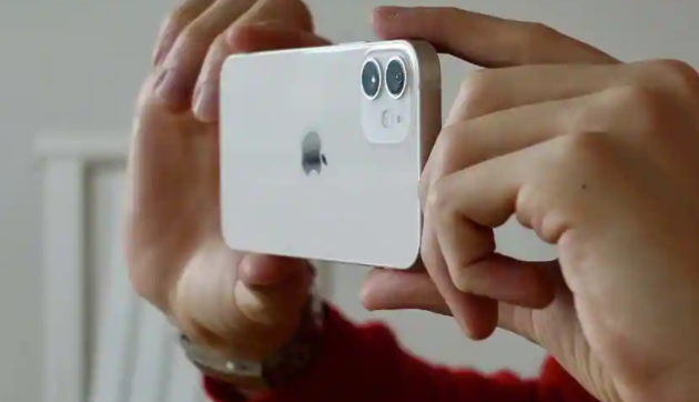 根据报告：Apple iPhone 13系列这次并没有延迟发布